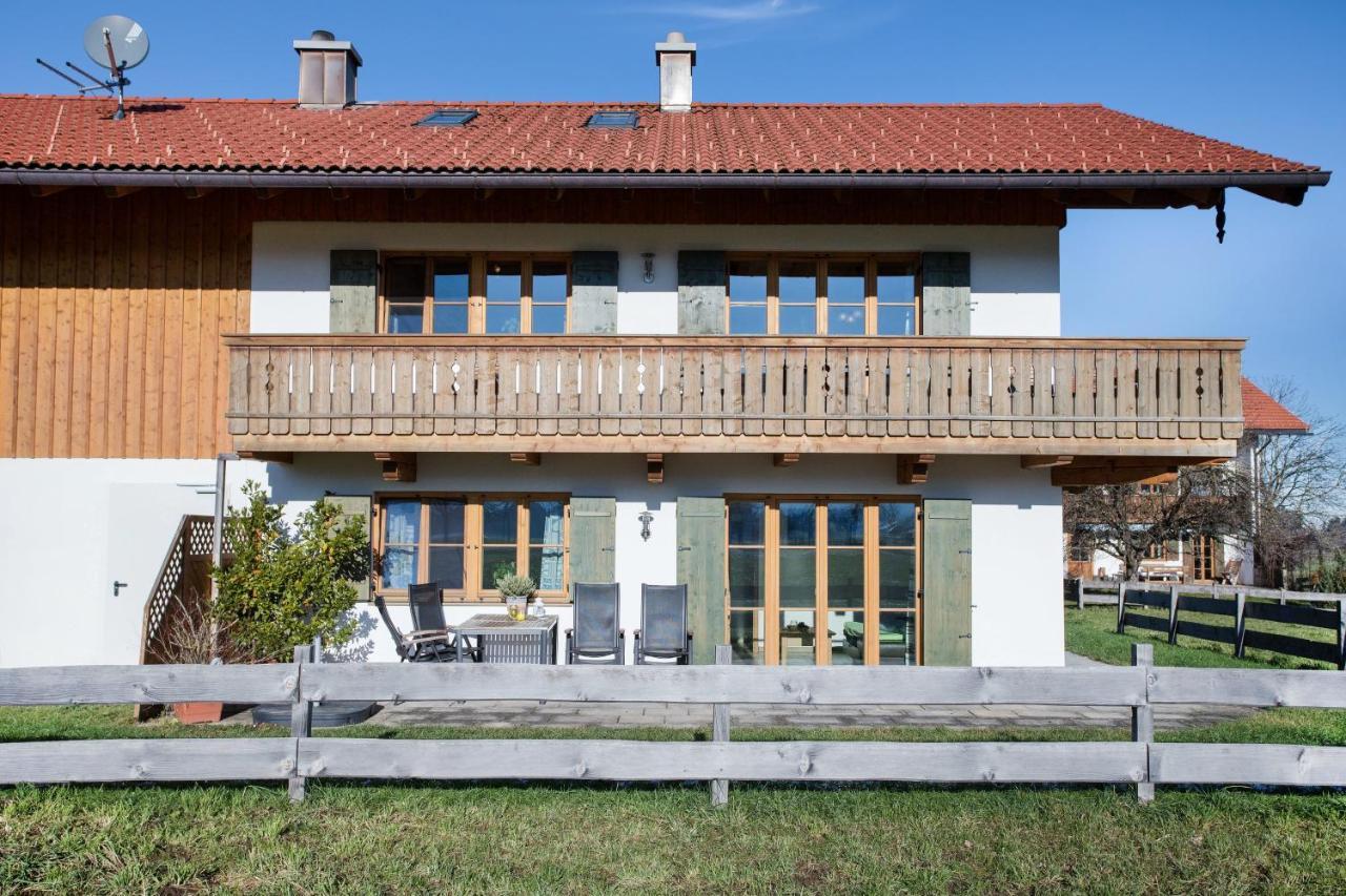 Ferienwohnung Seeblick Бад Хайлбрун Екстериор снимка