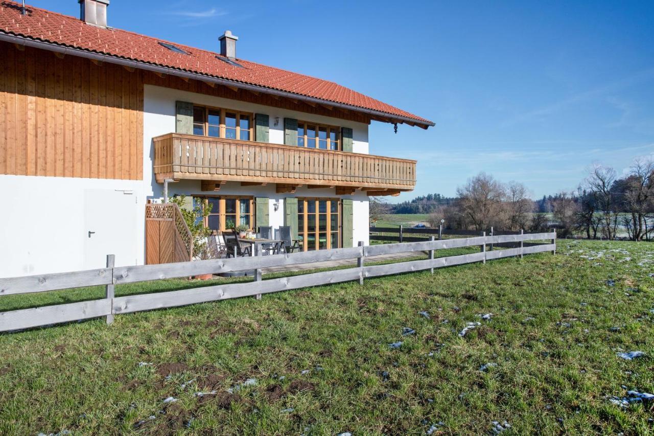 Ferienwohnung Seeblick Бад Хайлбрун Екстериор снимка